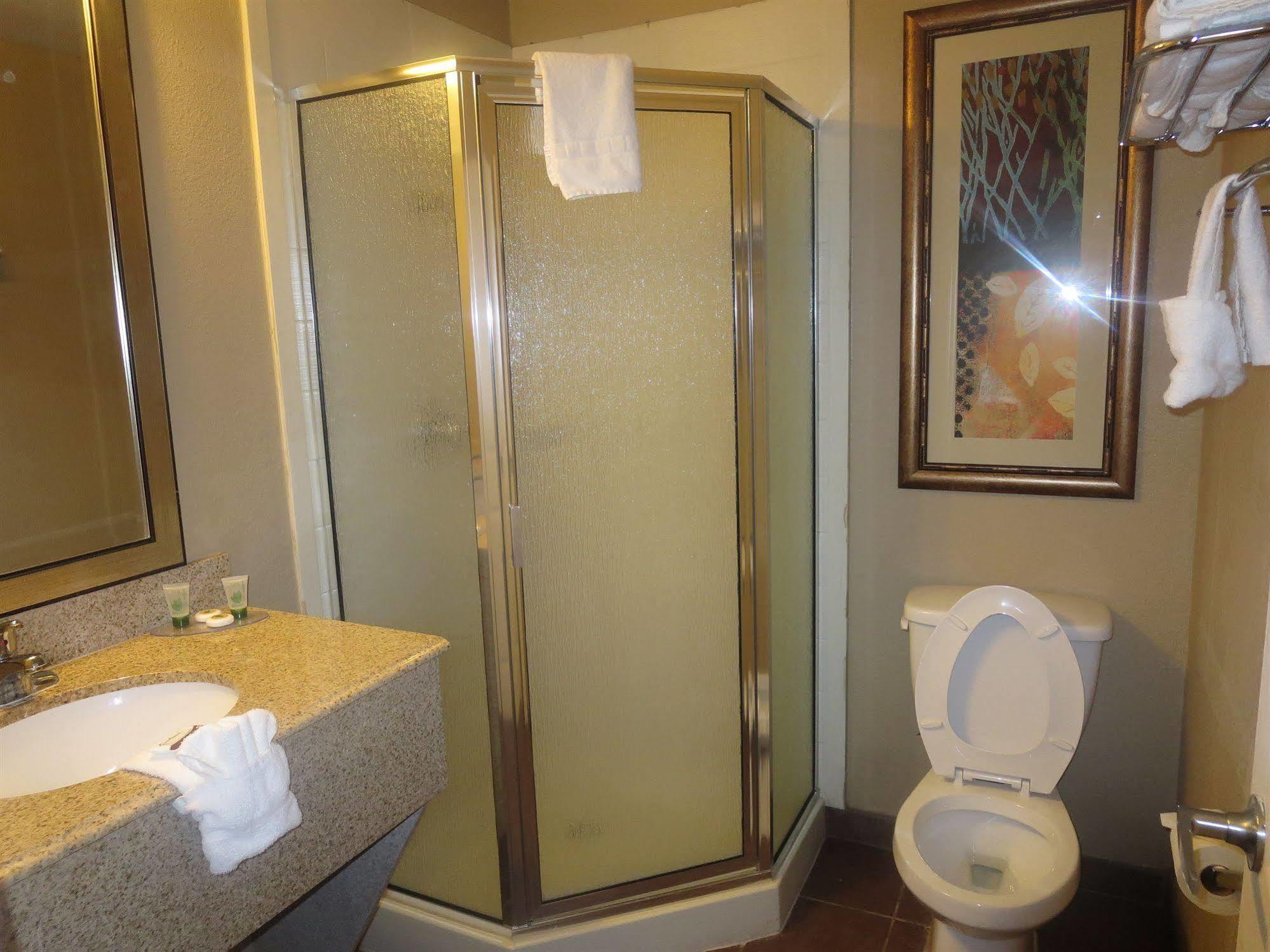 Howard Johnson By Wyndham Odessa Tx מראה חיצוני תמונה