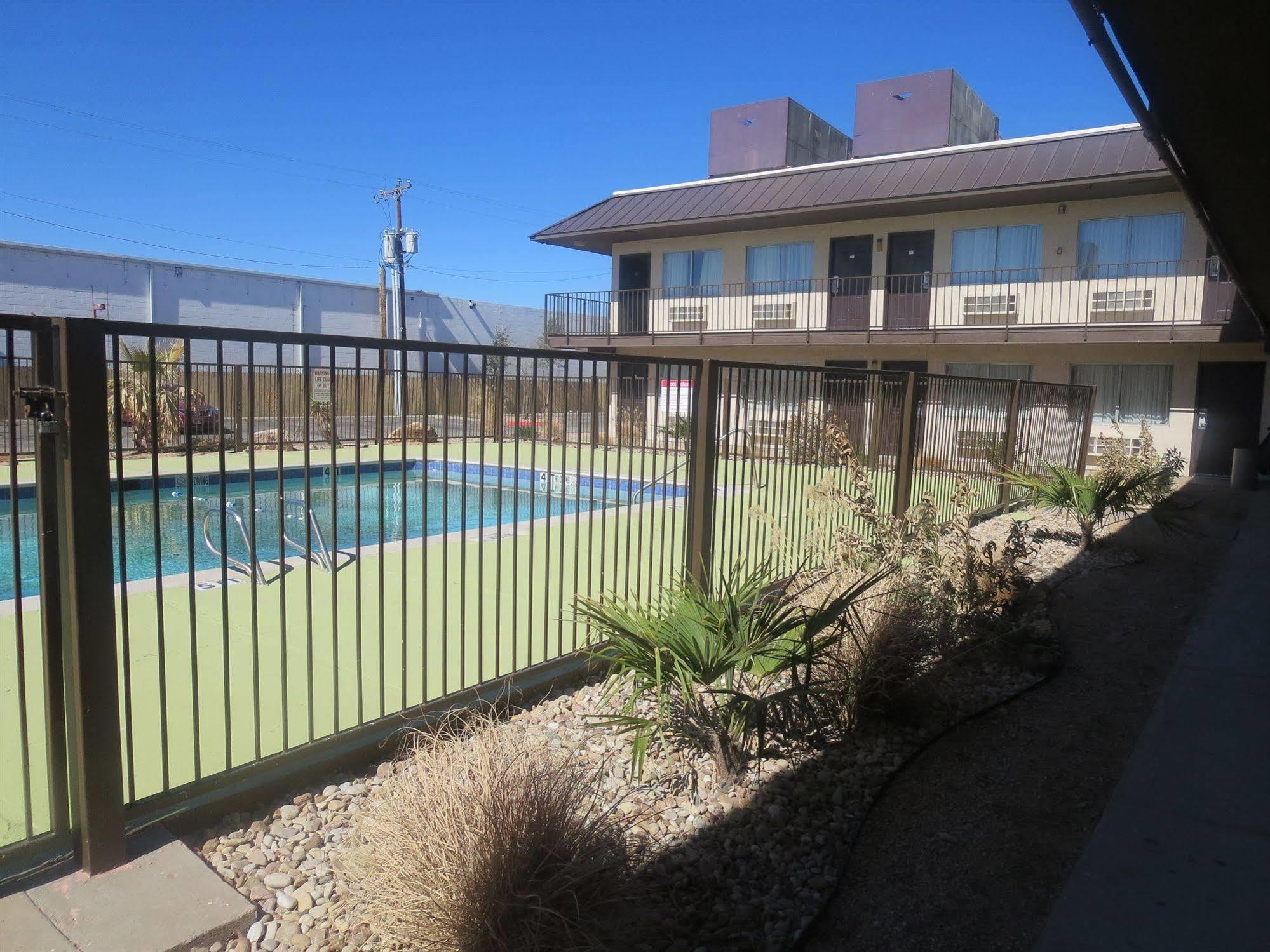 Howard Johnson By Wyndham Odessa Tx מראה חיצוני תמונה