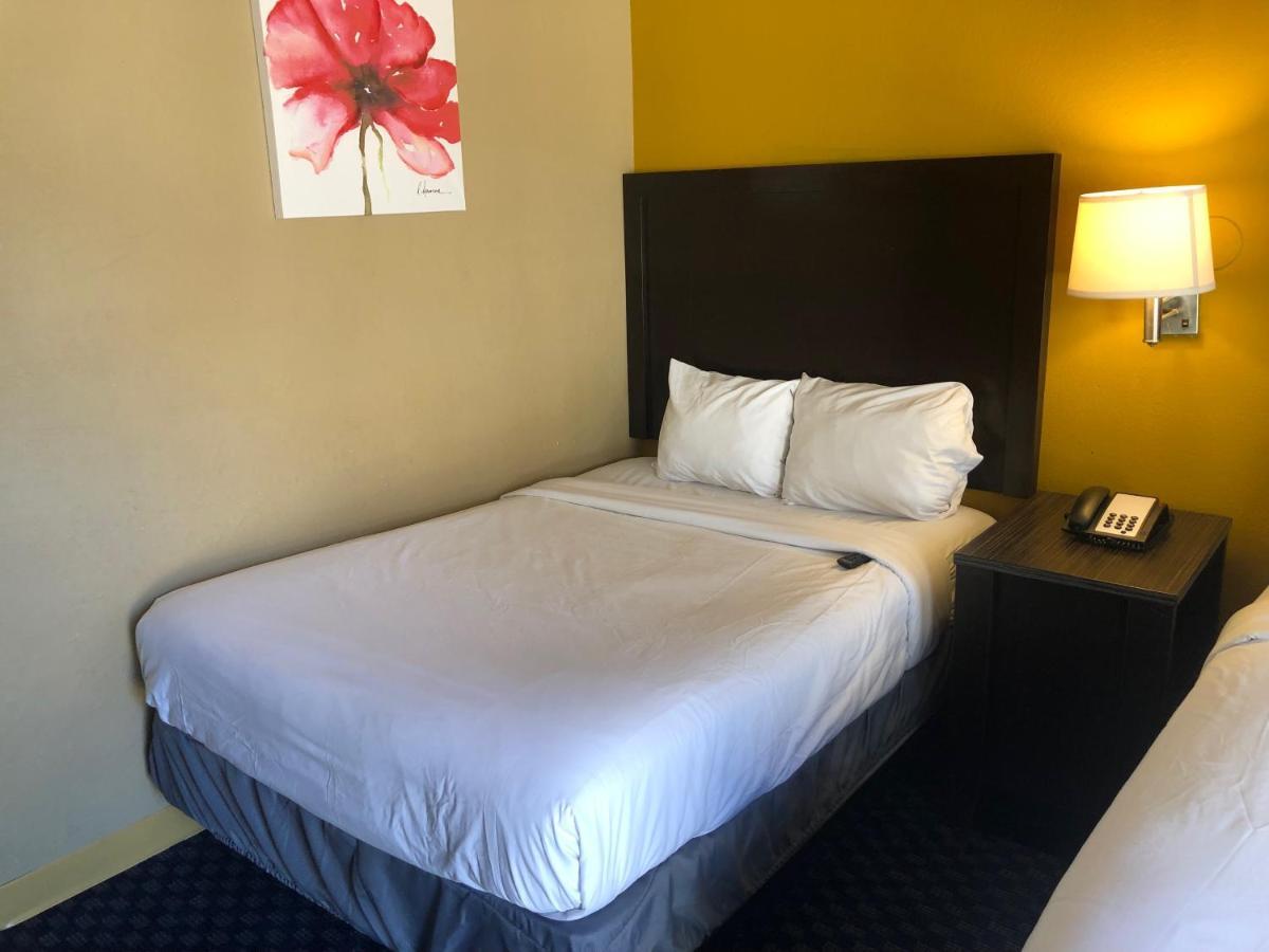 Howard Johnson By Wyndham Odessa Tx מראה חיצוני תמונה